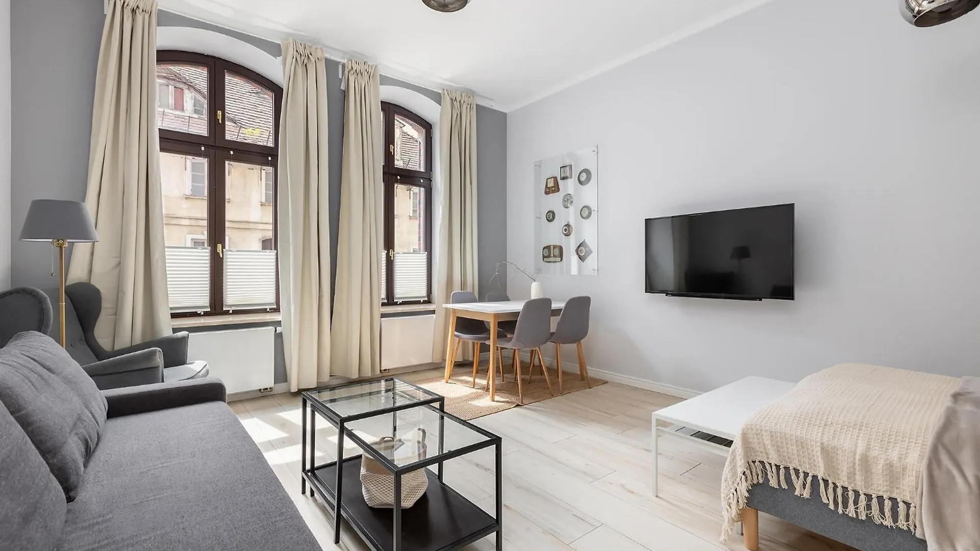Good Weather Apartment Πόζναν