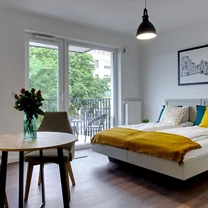  Apartment Essence Sapphire